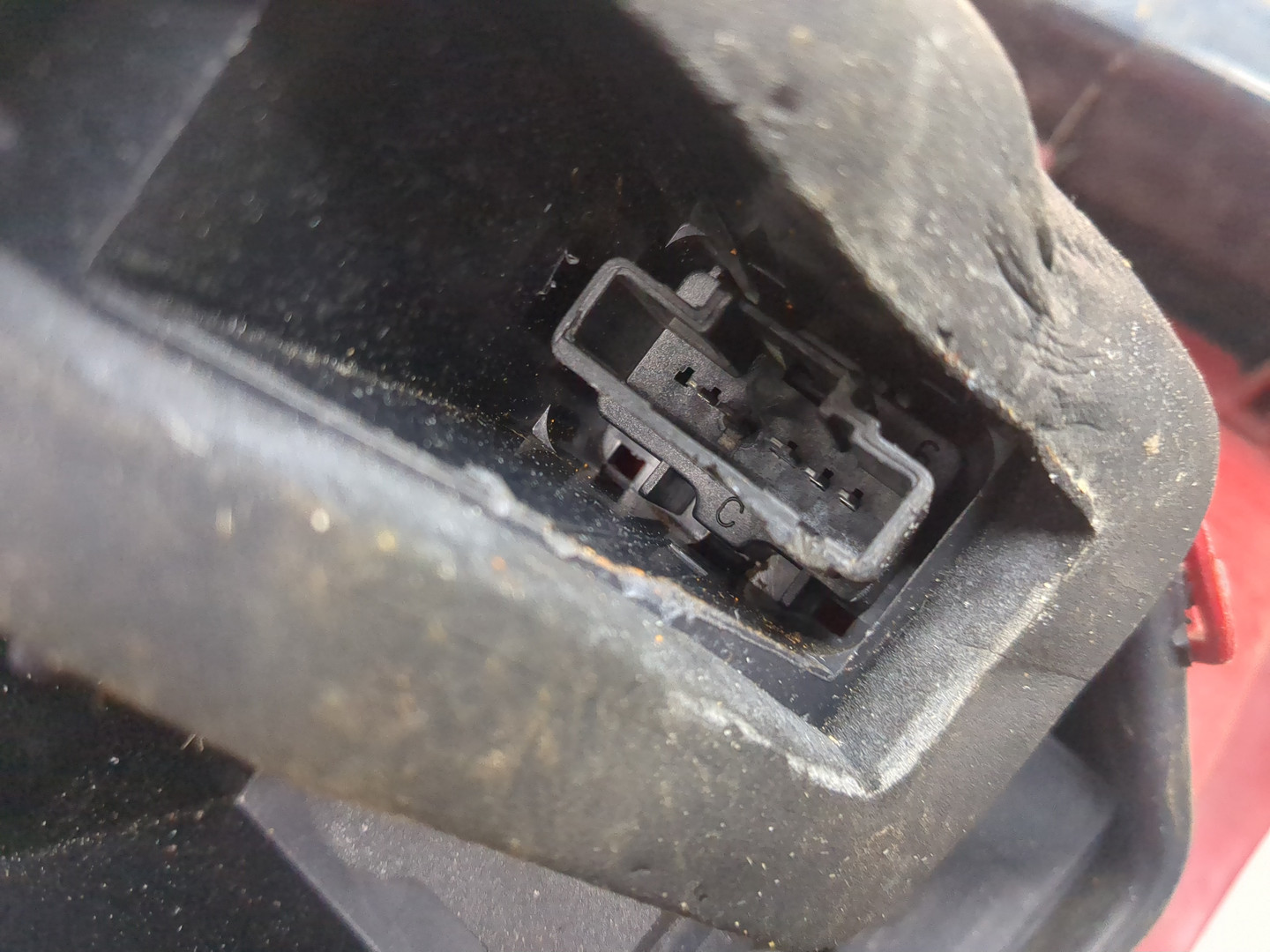 Фонарь задний правый