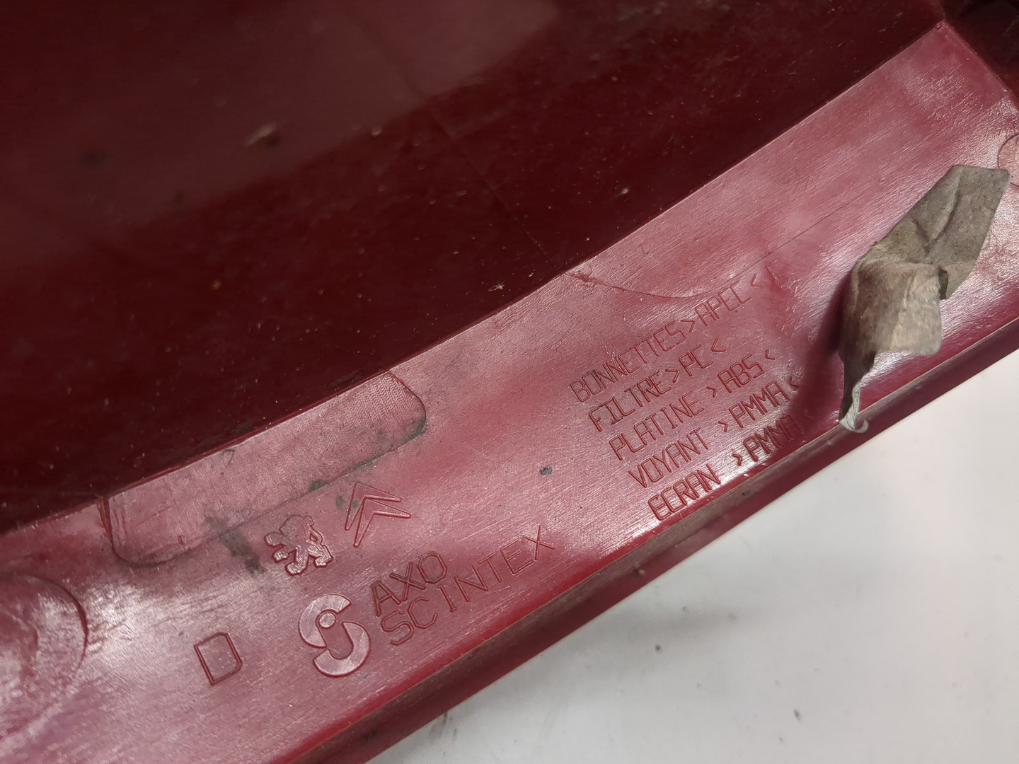 Фонарь задний правый