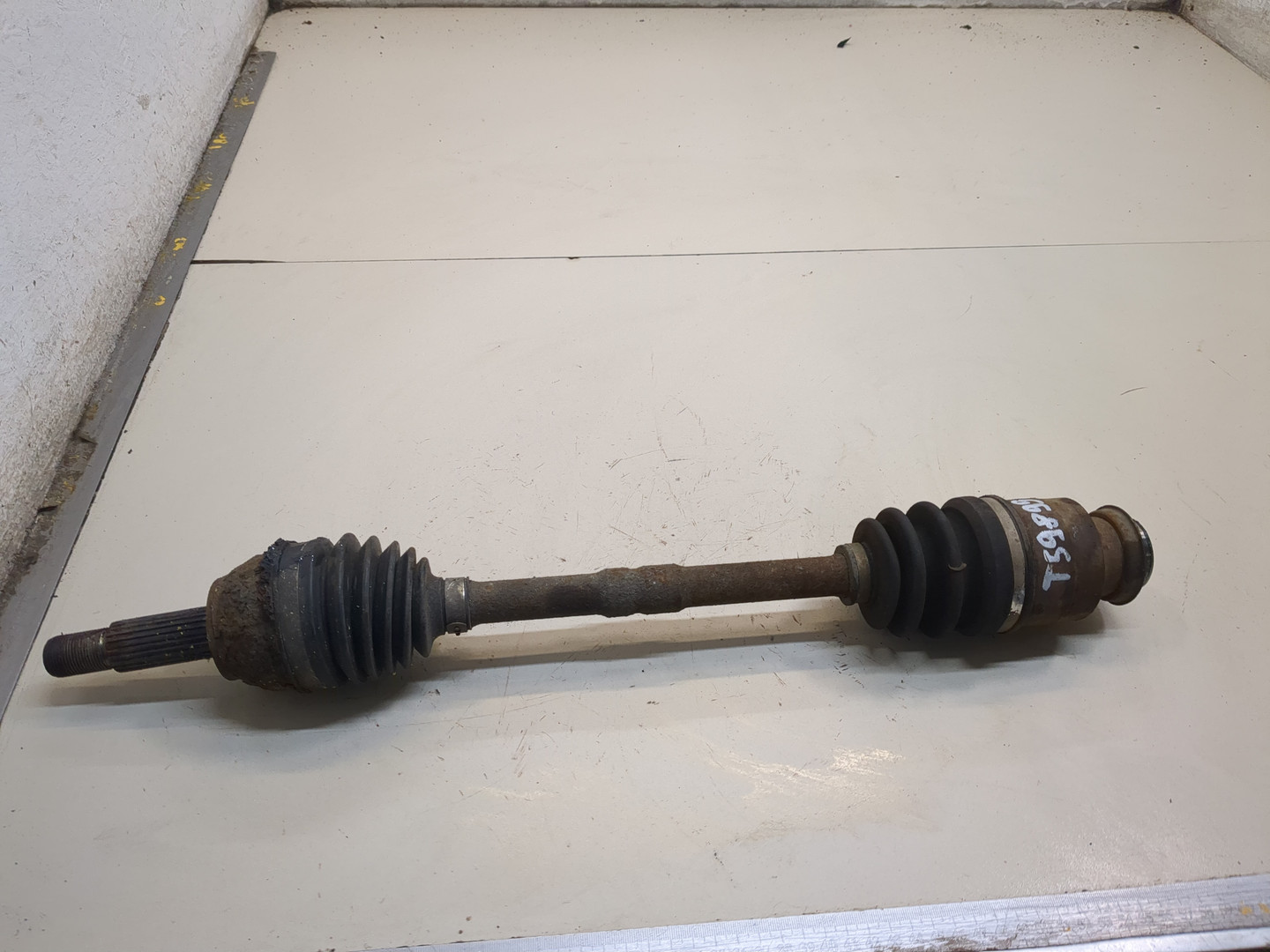 Полуось передняя правая