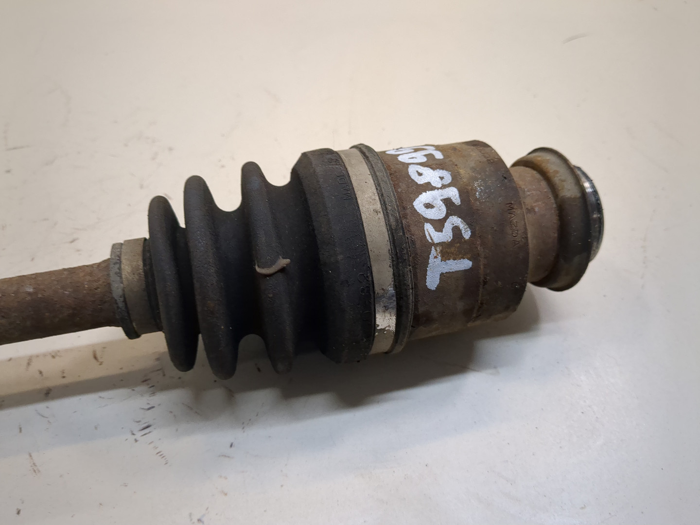 Полуось передняя правая