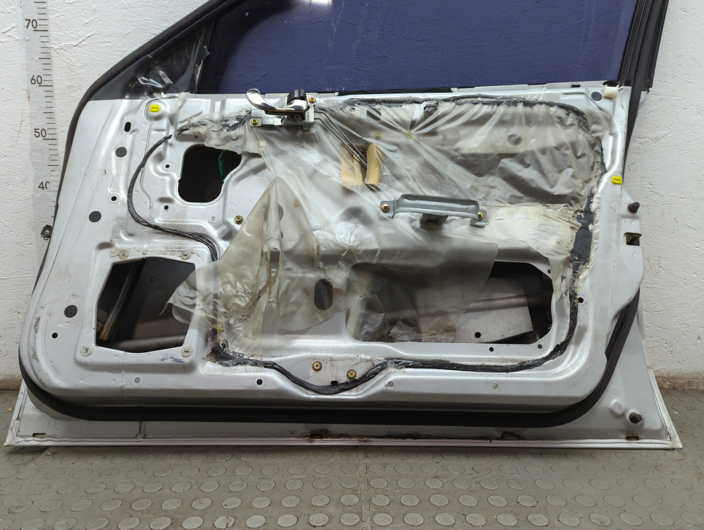 Дверь передняя правая