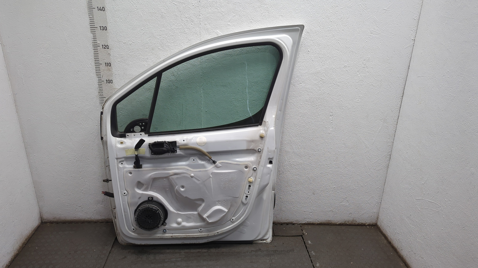 Дверь передняя правая