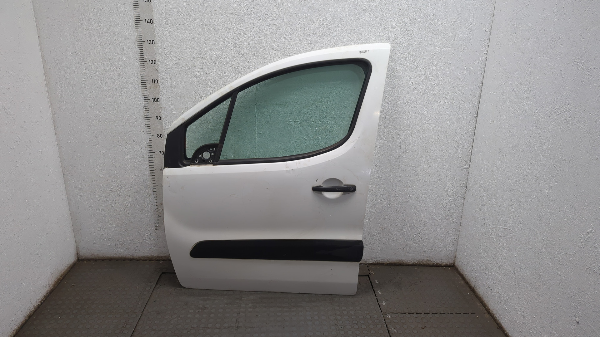 Дверь передняя левая