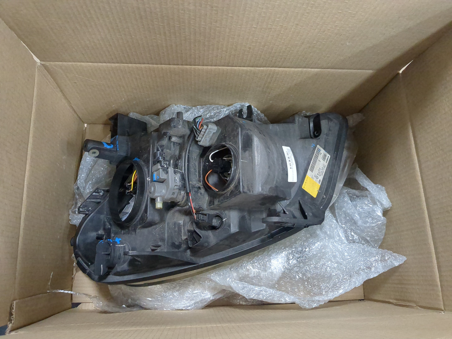 Фара правая