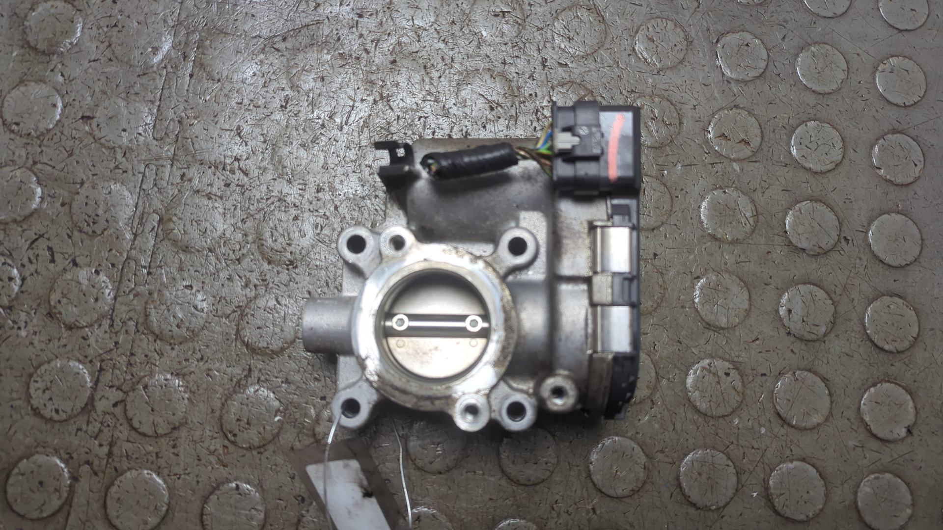 Заслонка дроссельная электрическая