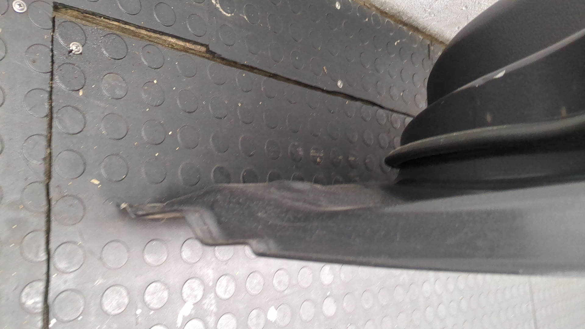 Дверь передняя правая