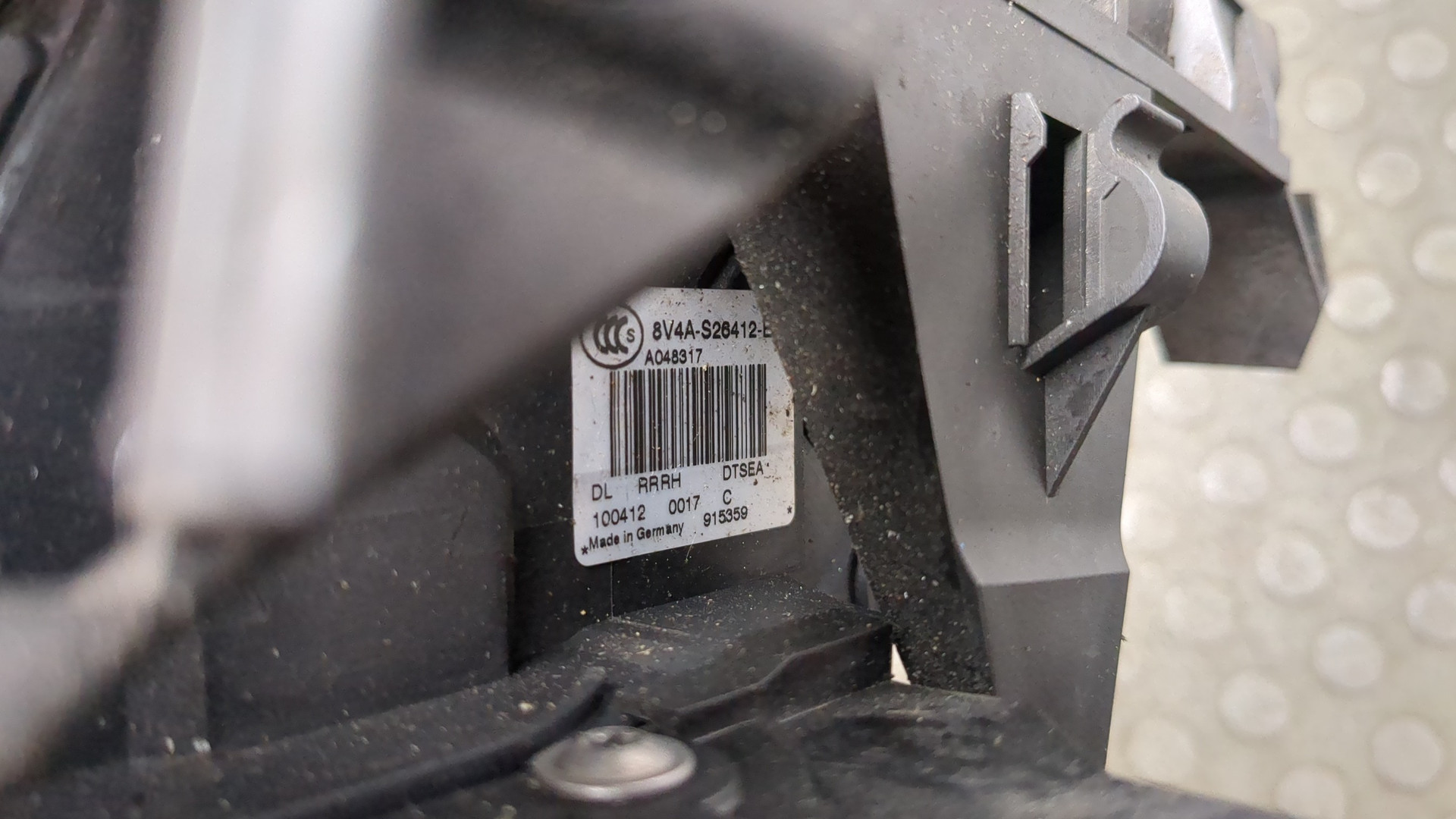 Замок двери задней правой