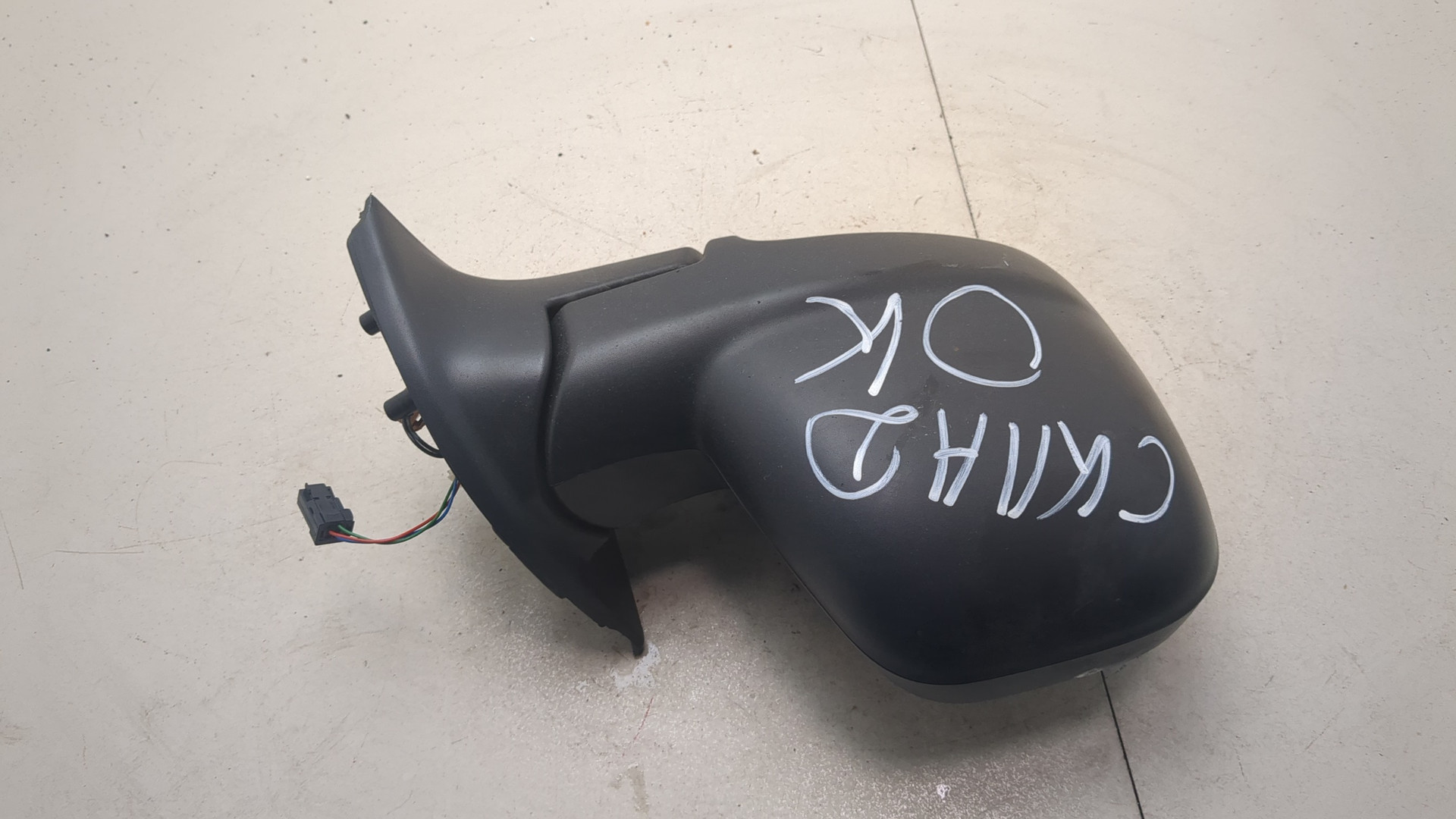 Зеркало правое электрическое