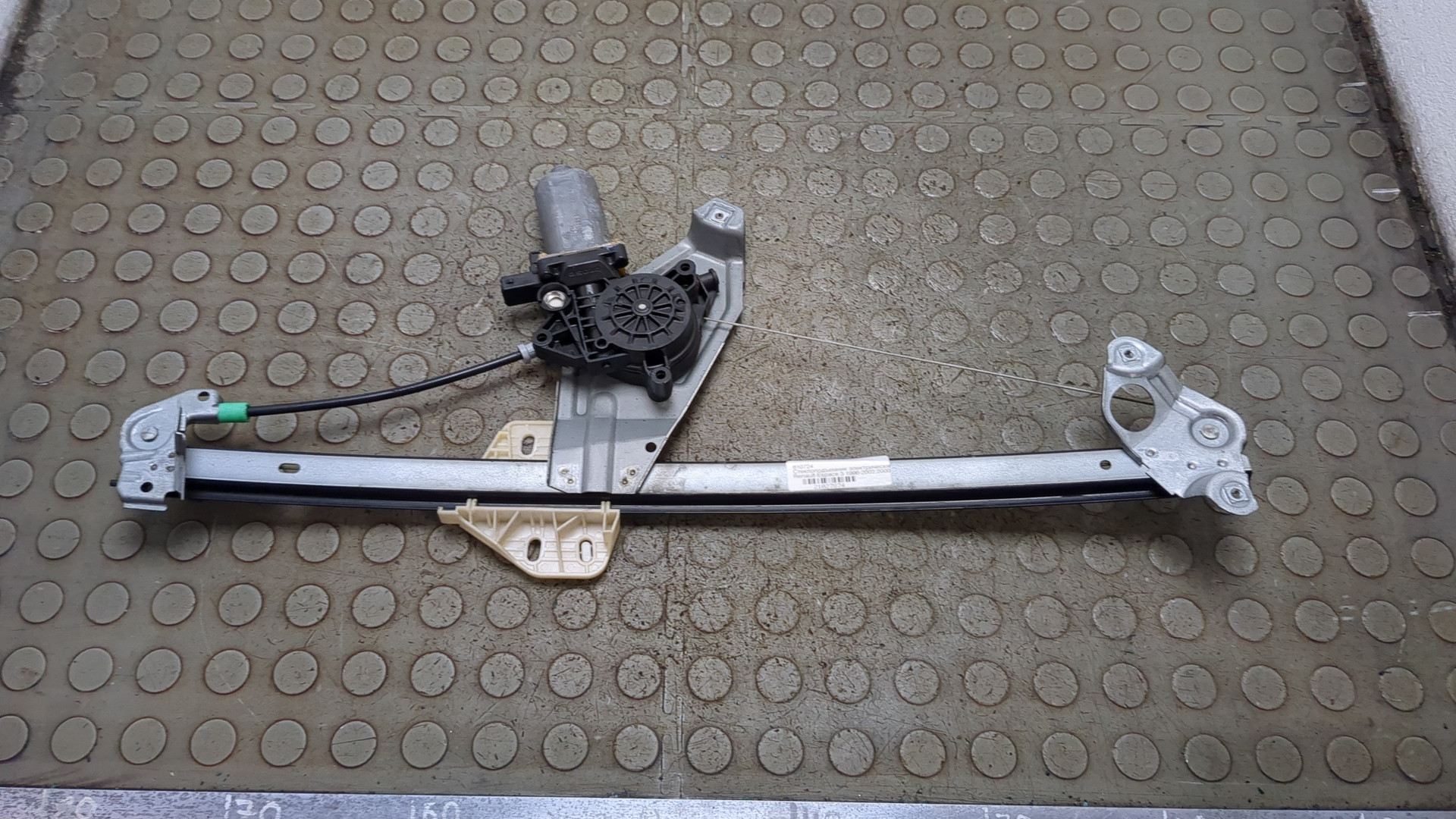 Стеклоподъемник электр. передний правый