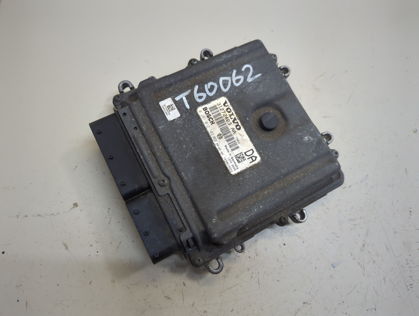 Блок управления двигателем