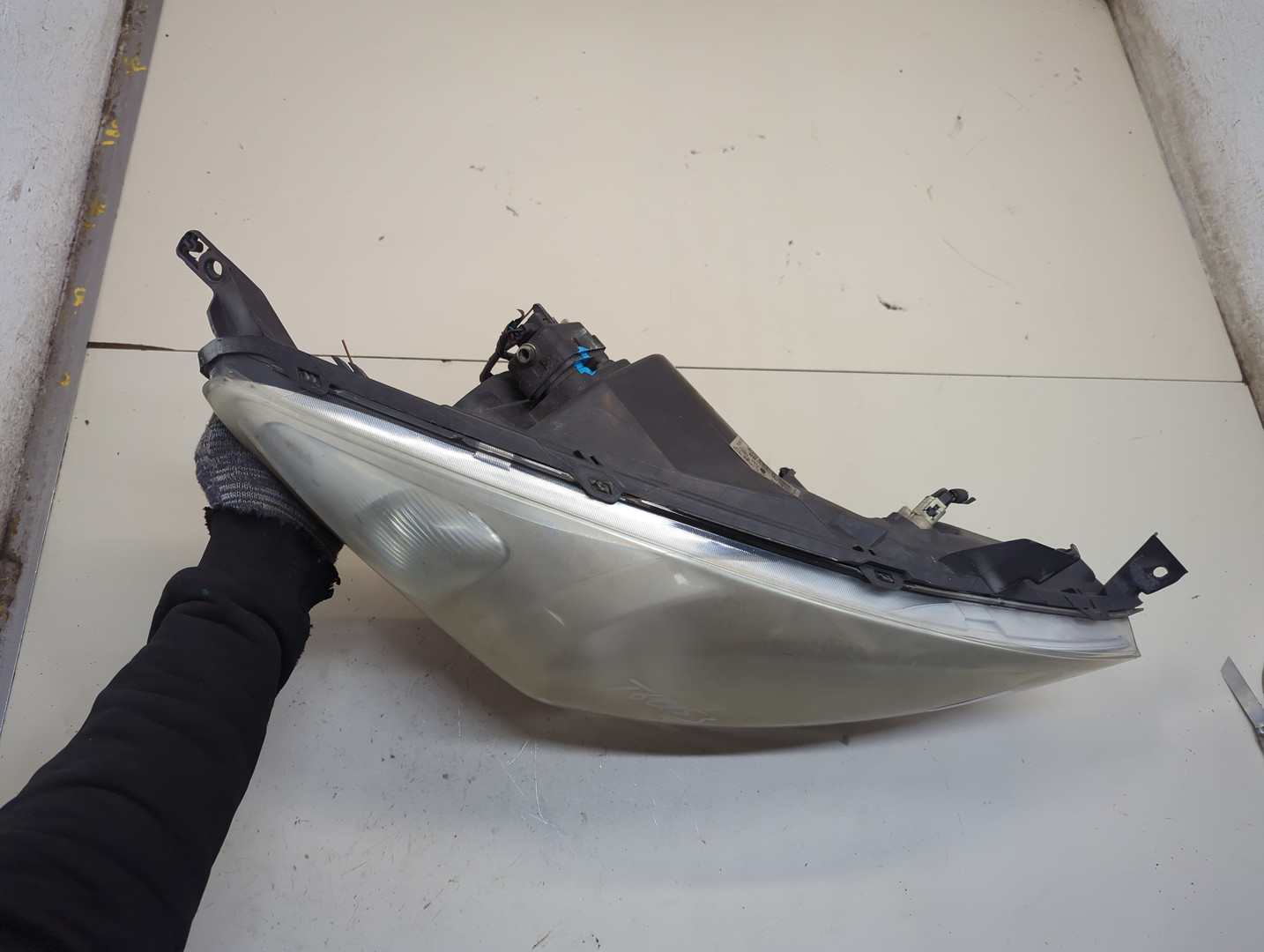 Фара правая