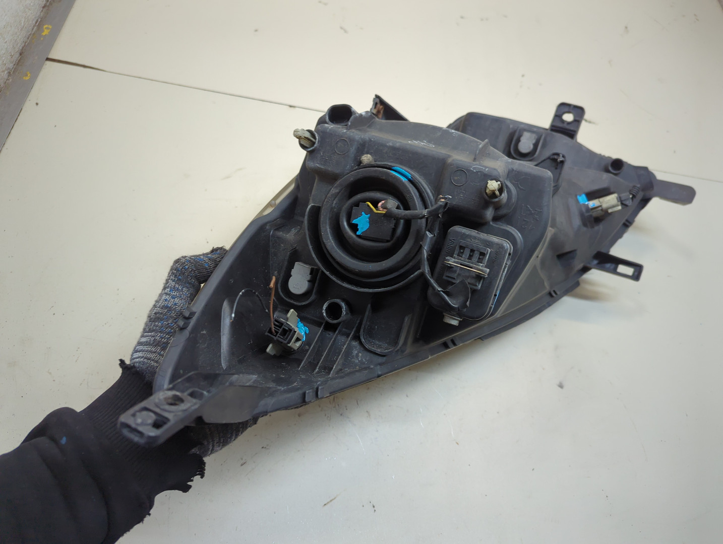 Фара правая