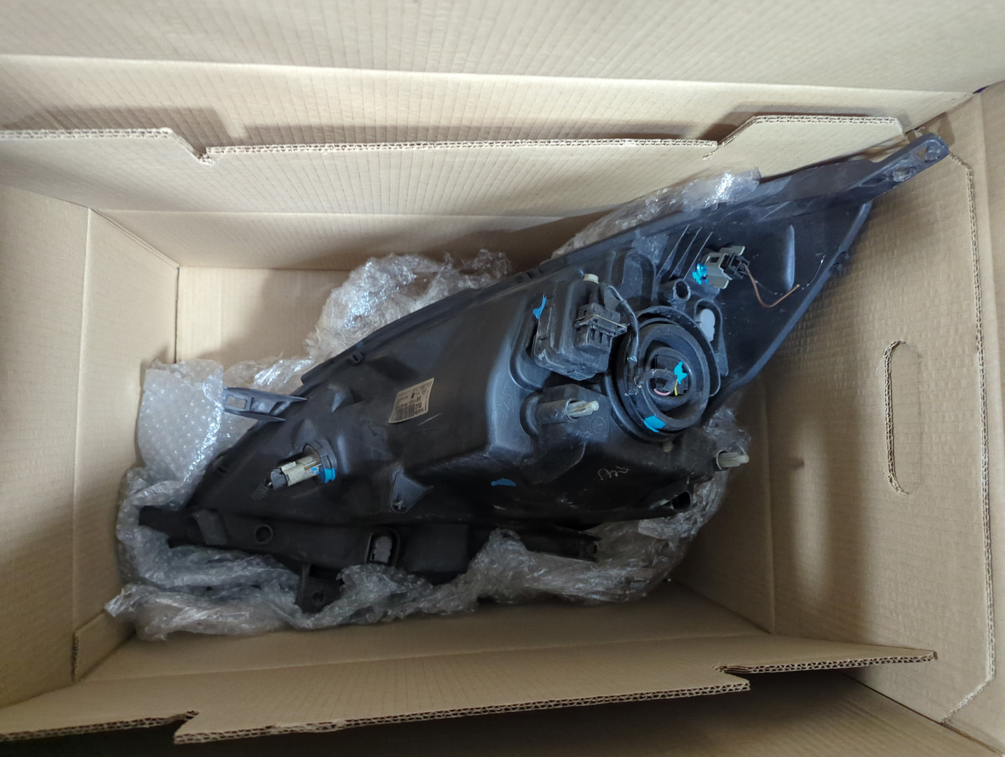 Фара правая