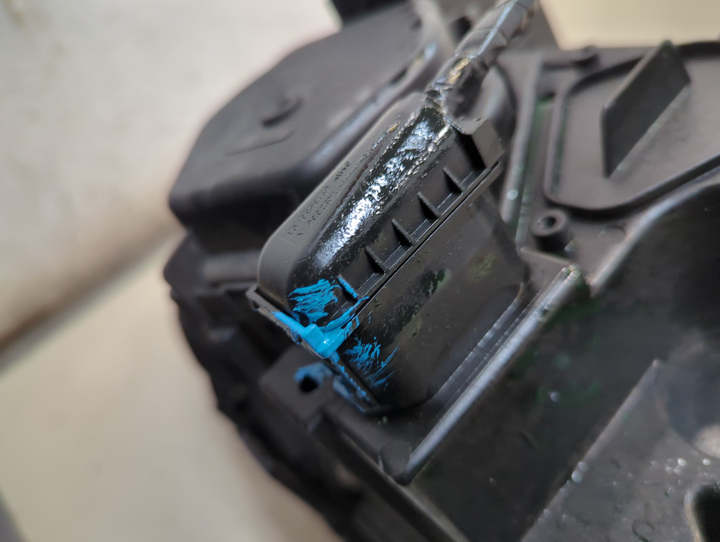 Фара правая