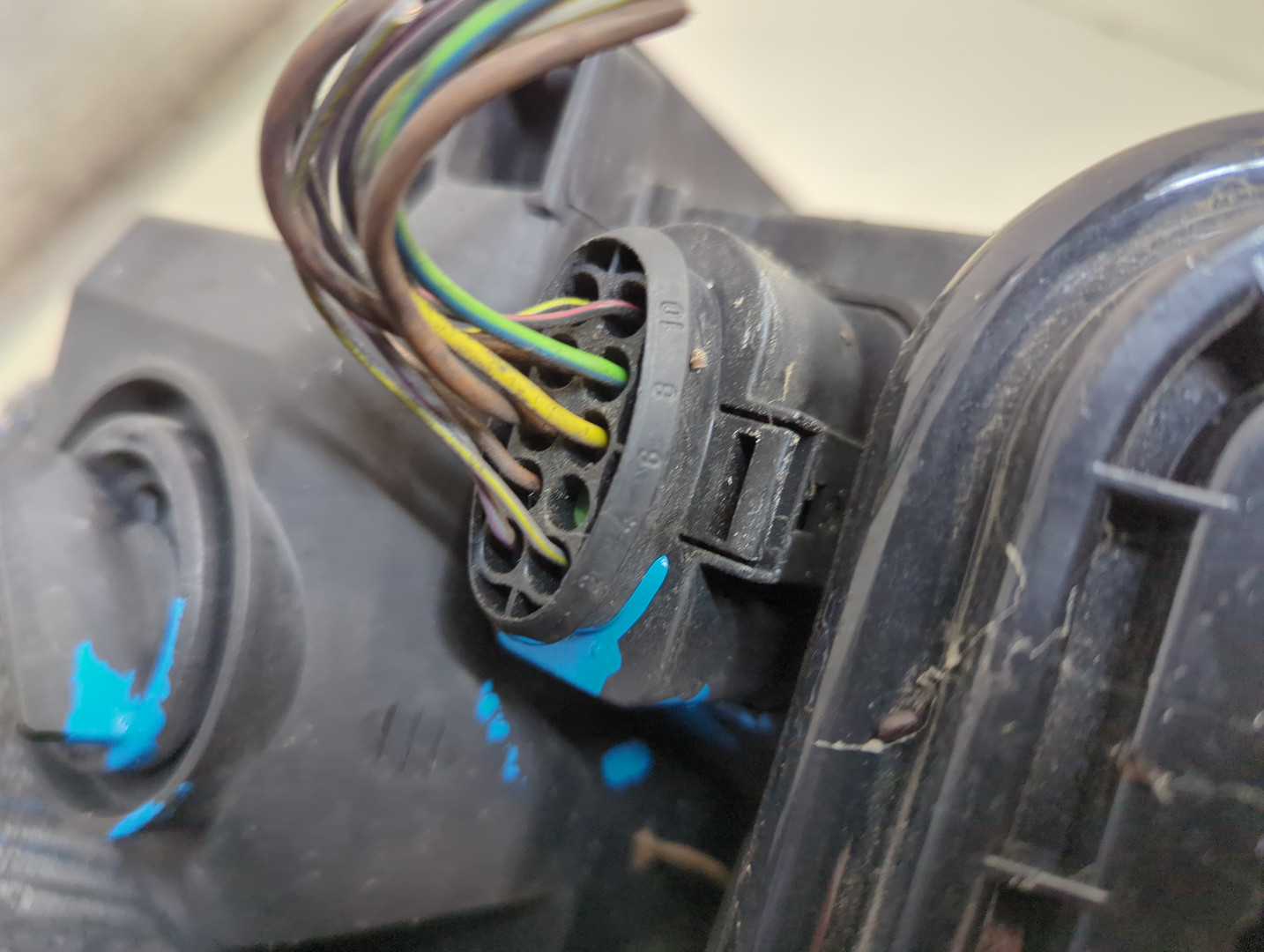 Фара правая