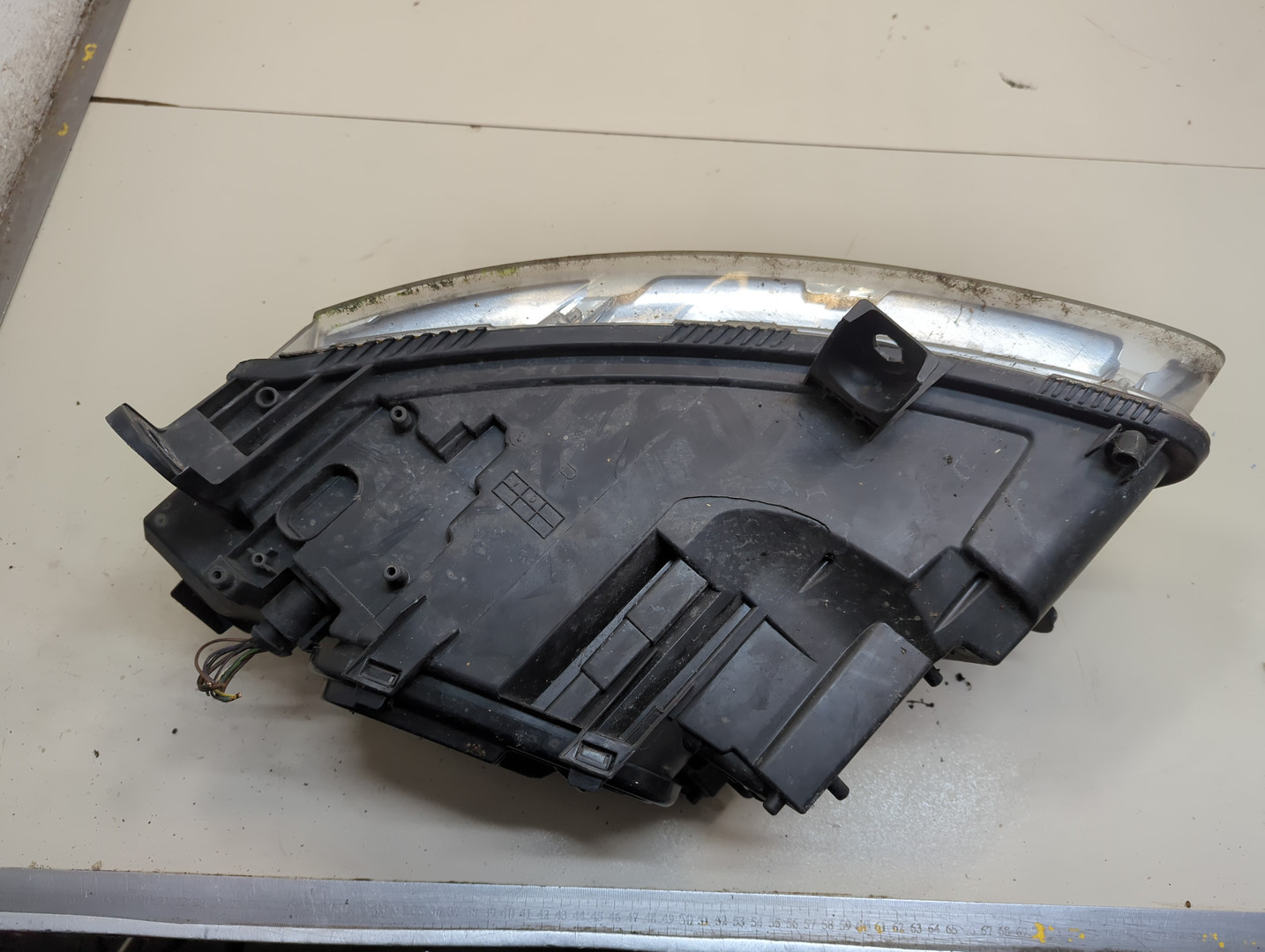 Фара правая