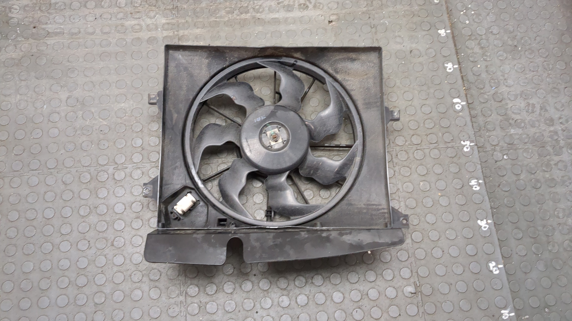 Вентилятор радиатора