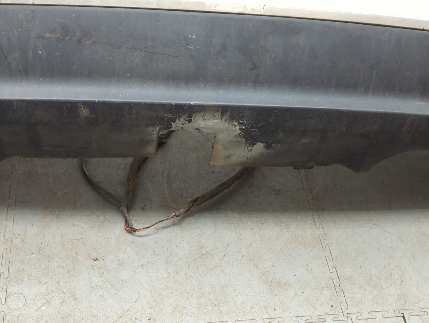 Бампер задний