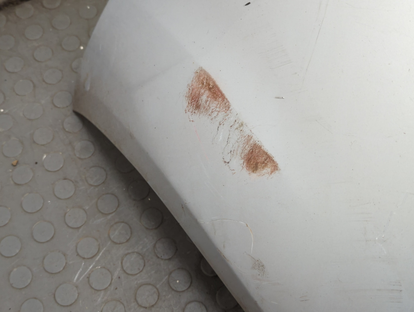 Бампер задний