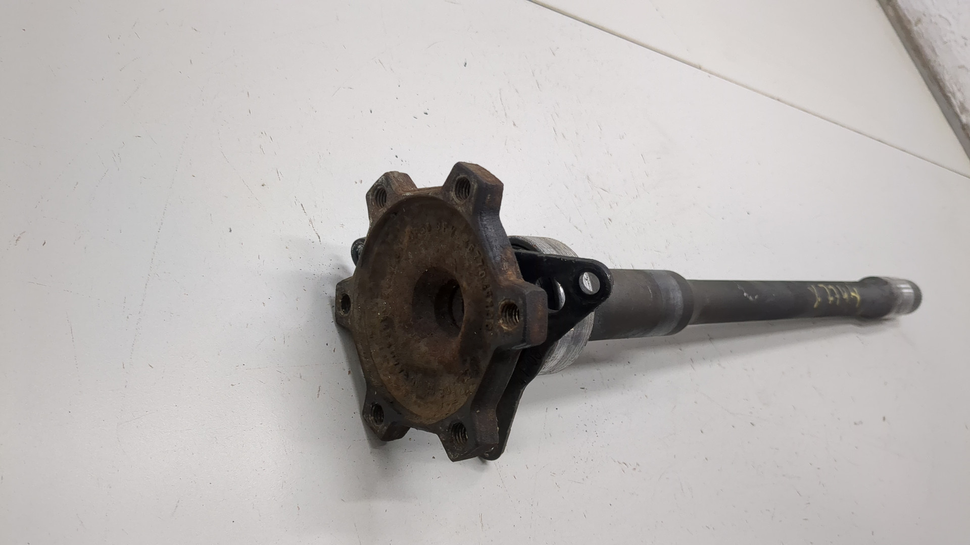 Полуось передняя правая