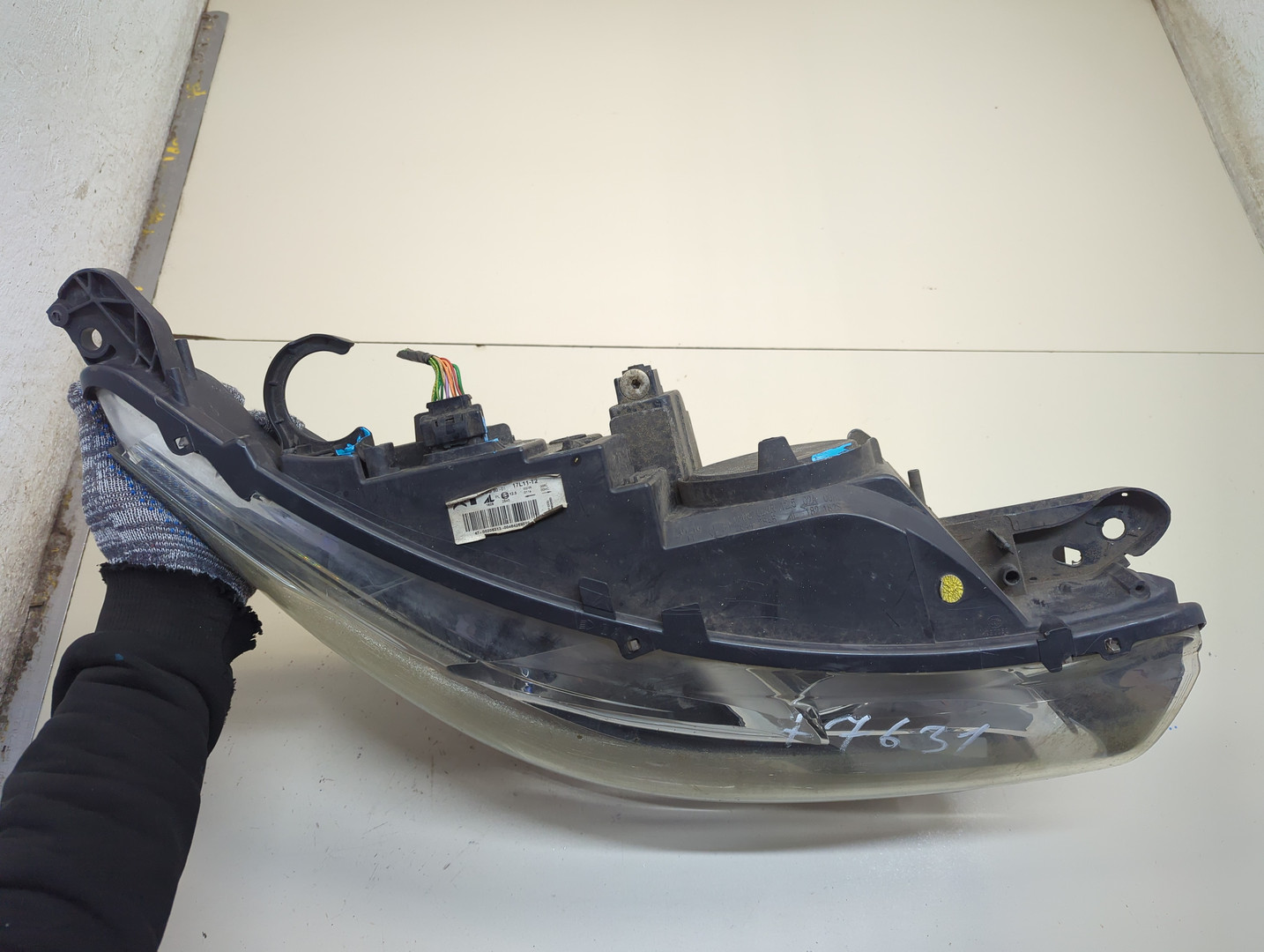 Фара правая