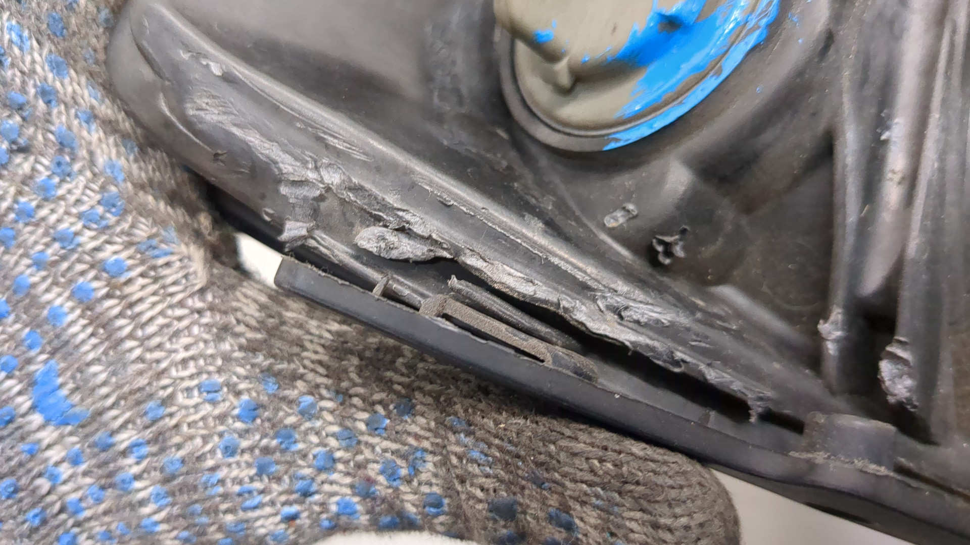 Фара правая