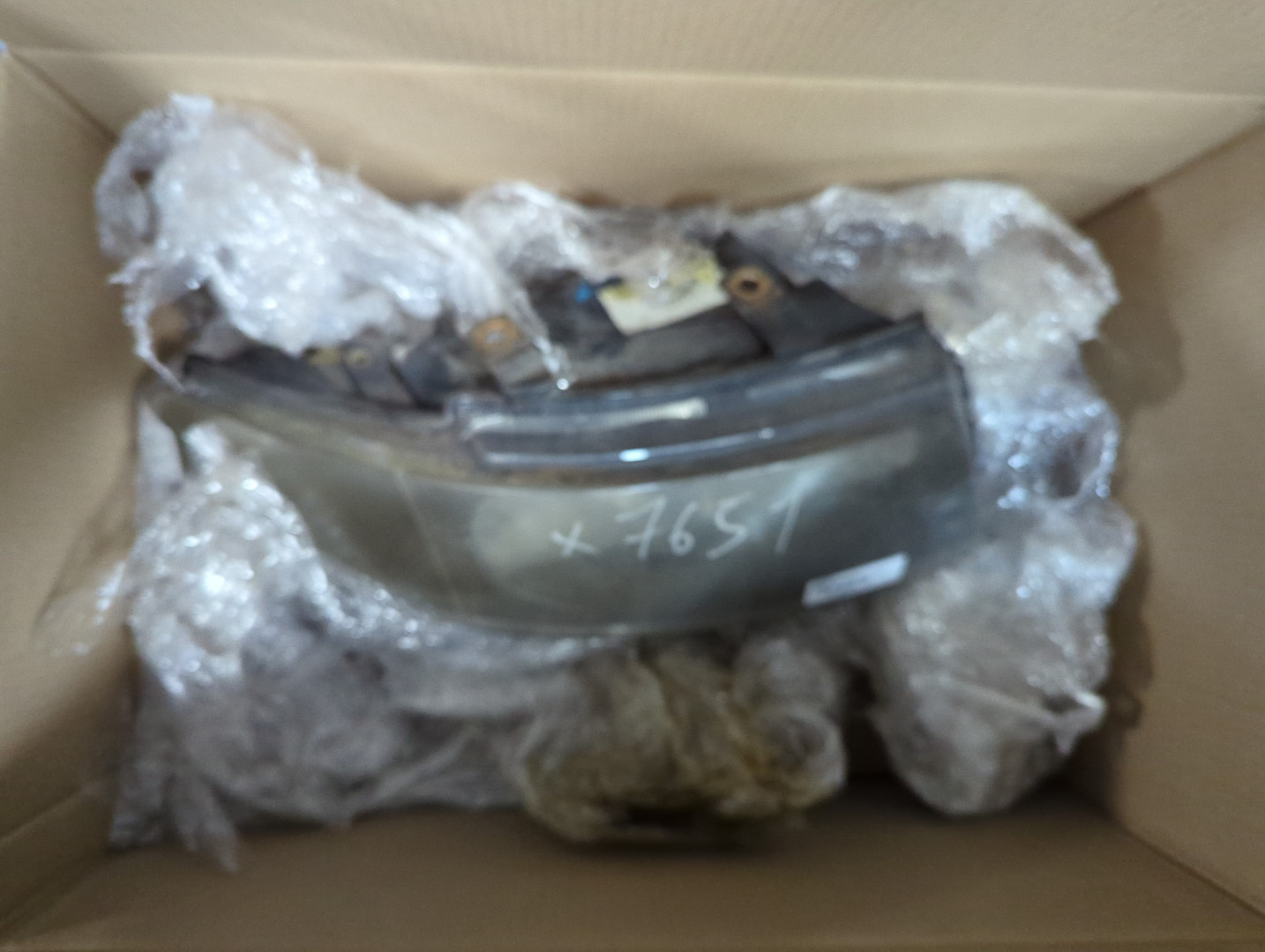 Фара правая