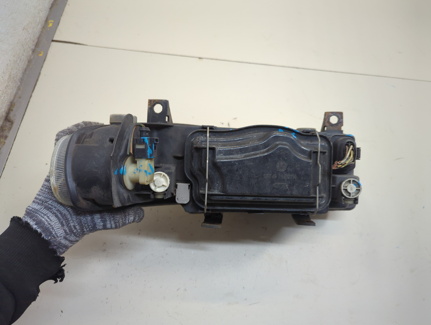 Фара правая