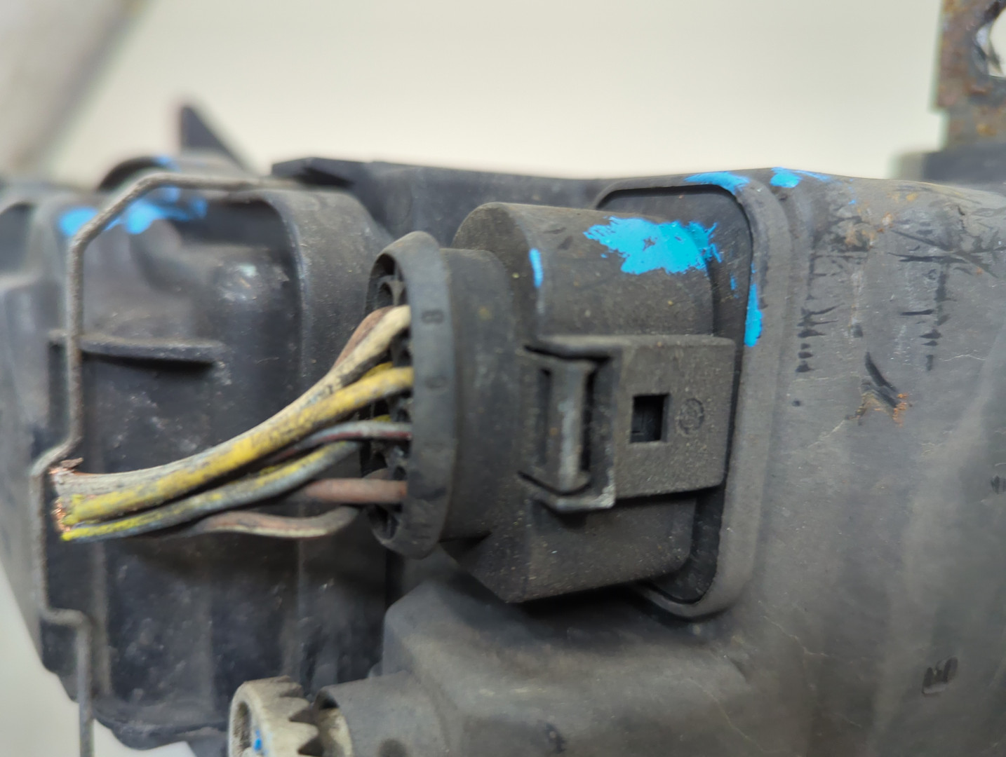 Фара правая