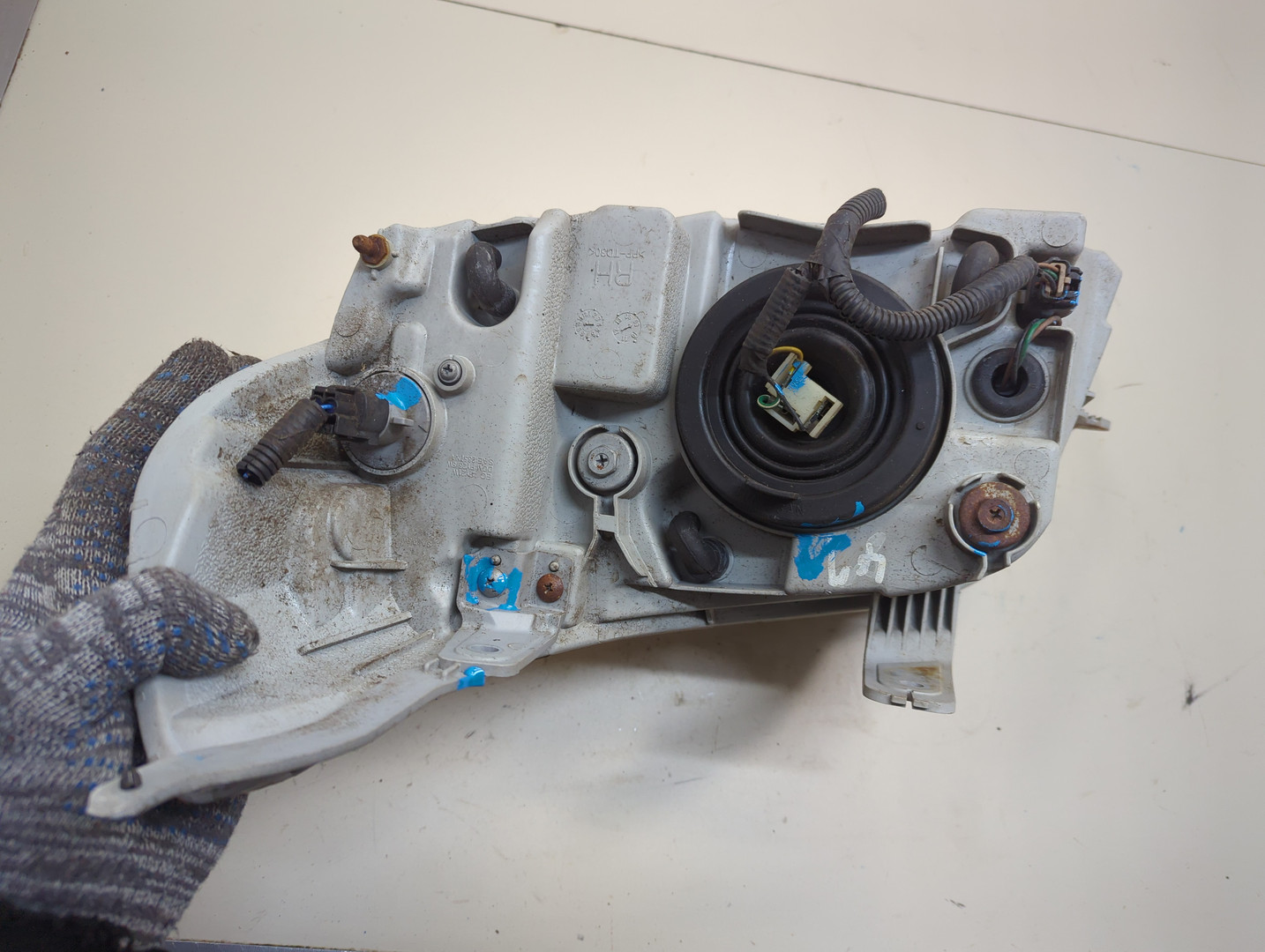 Фара правая