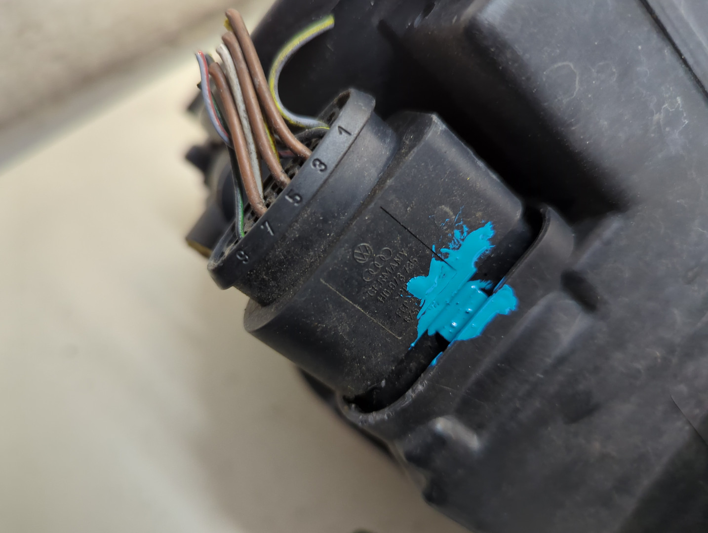 Фара правая