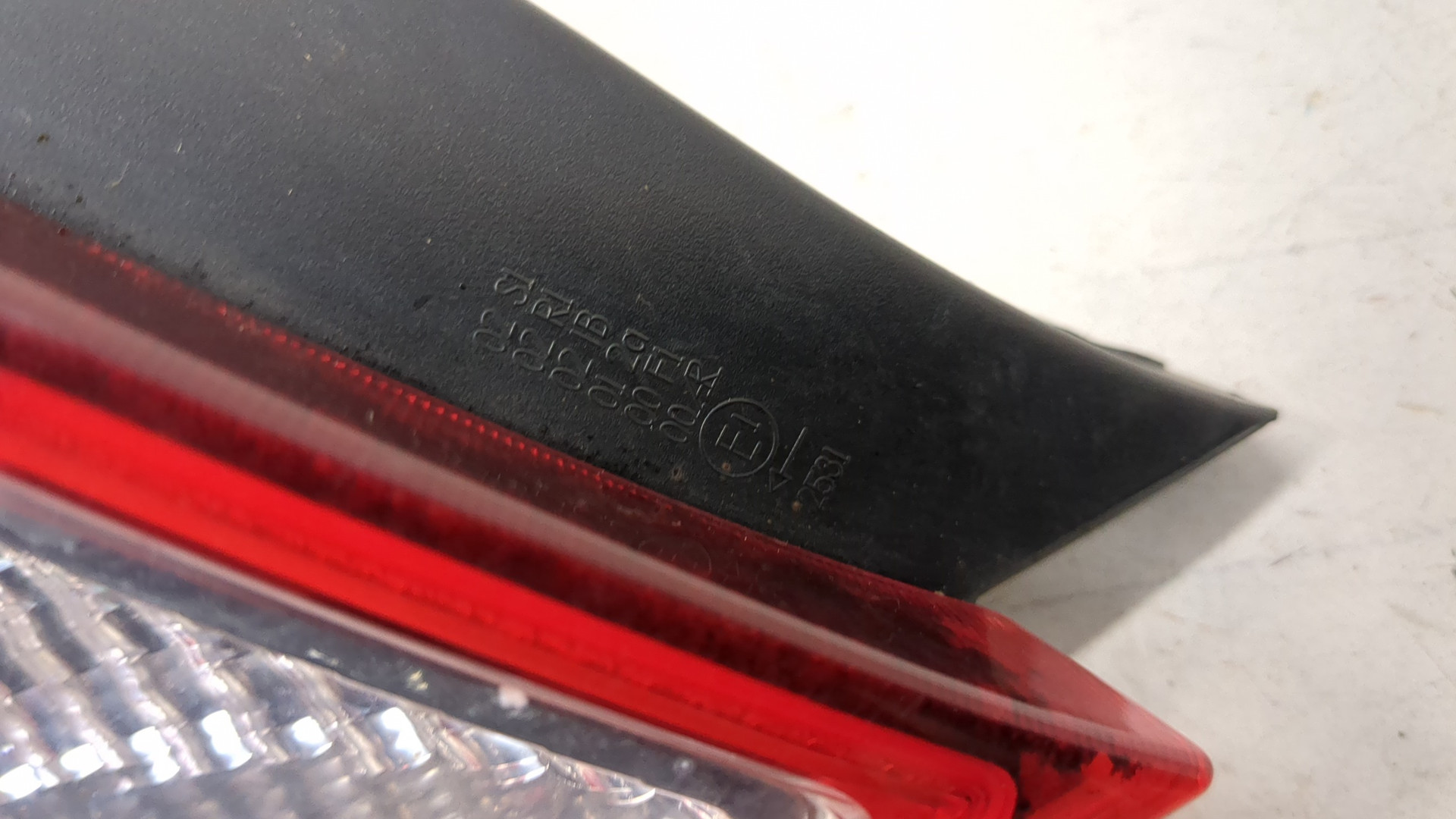 Фонарь задний левый