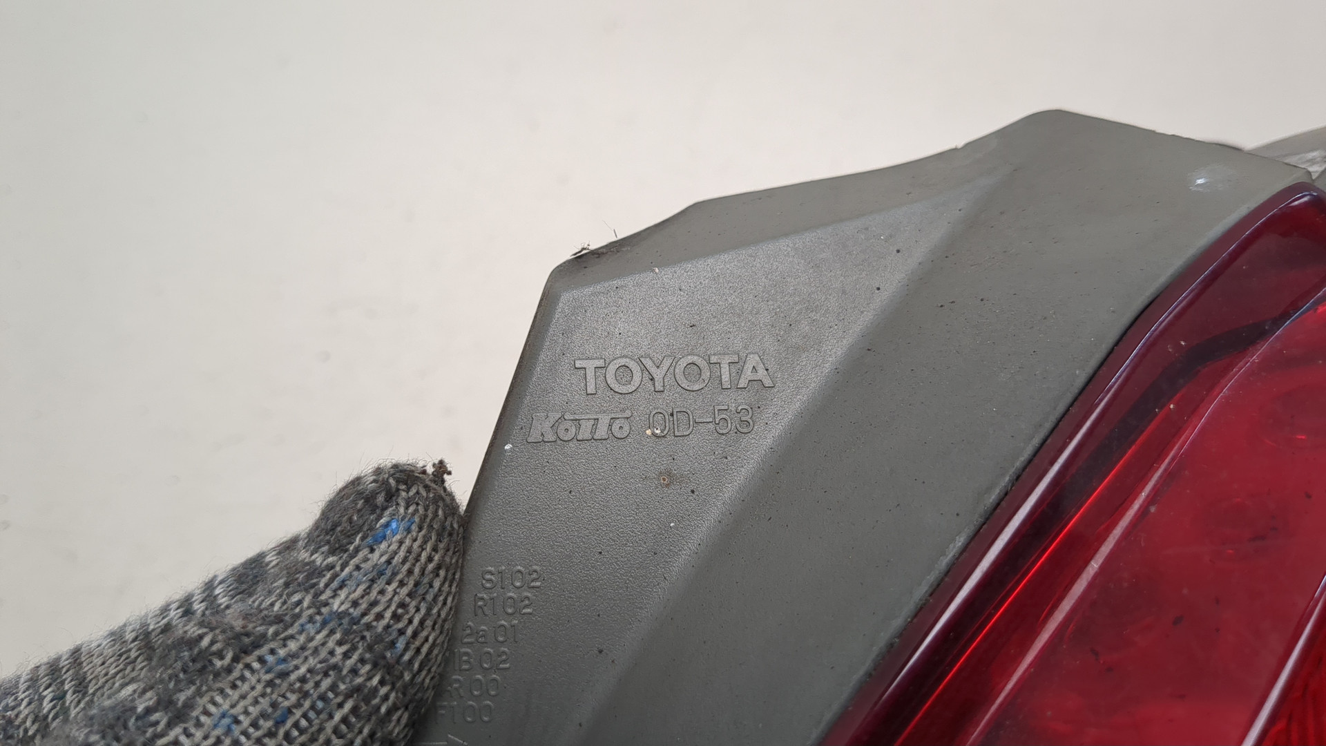 Фонарь задний правый