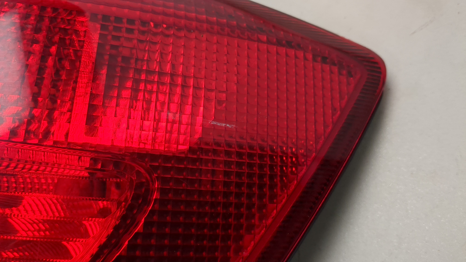 Фонарь задний правый