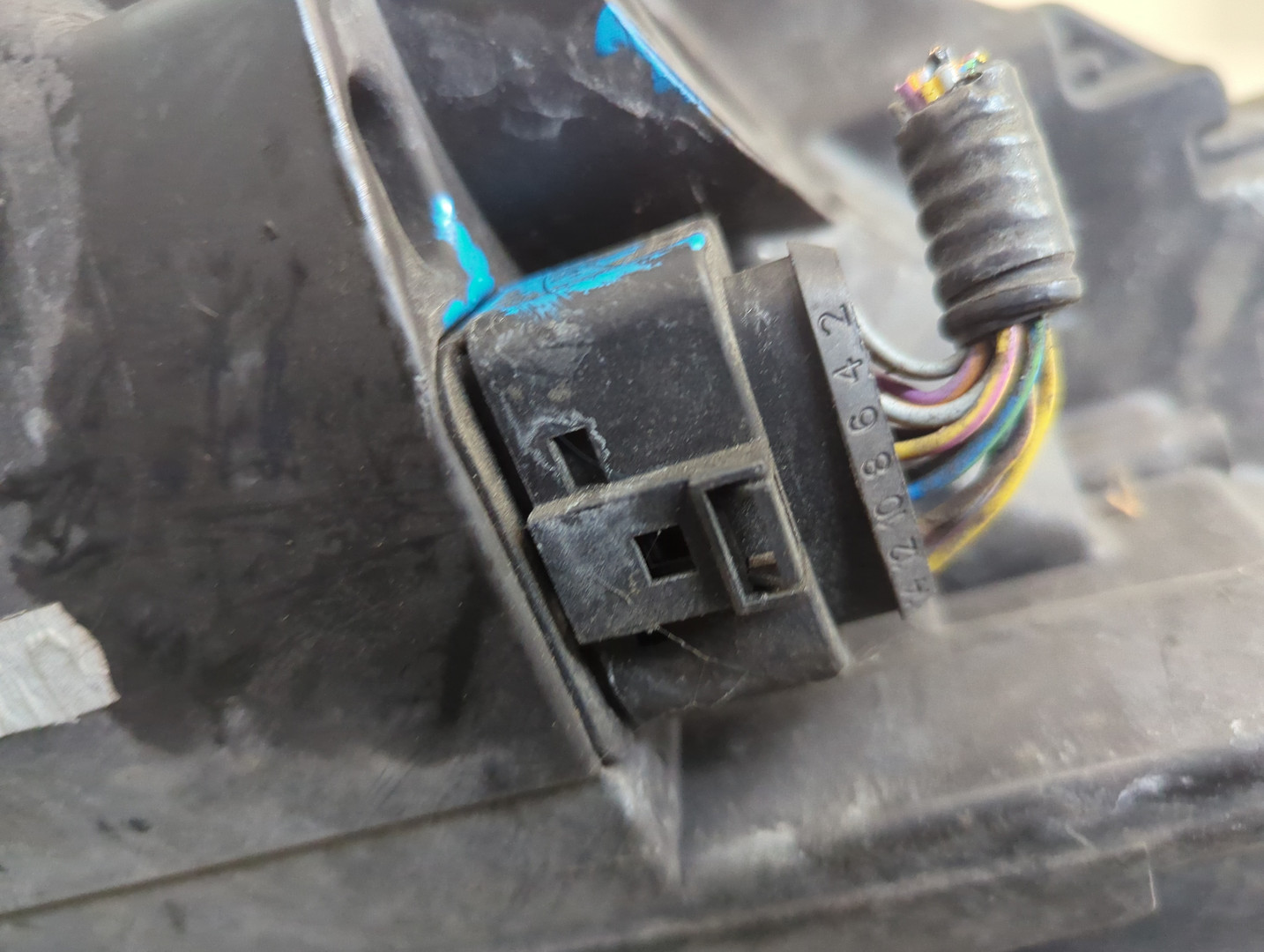 Фара правая