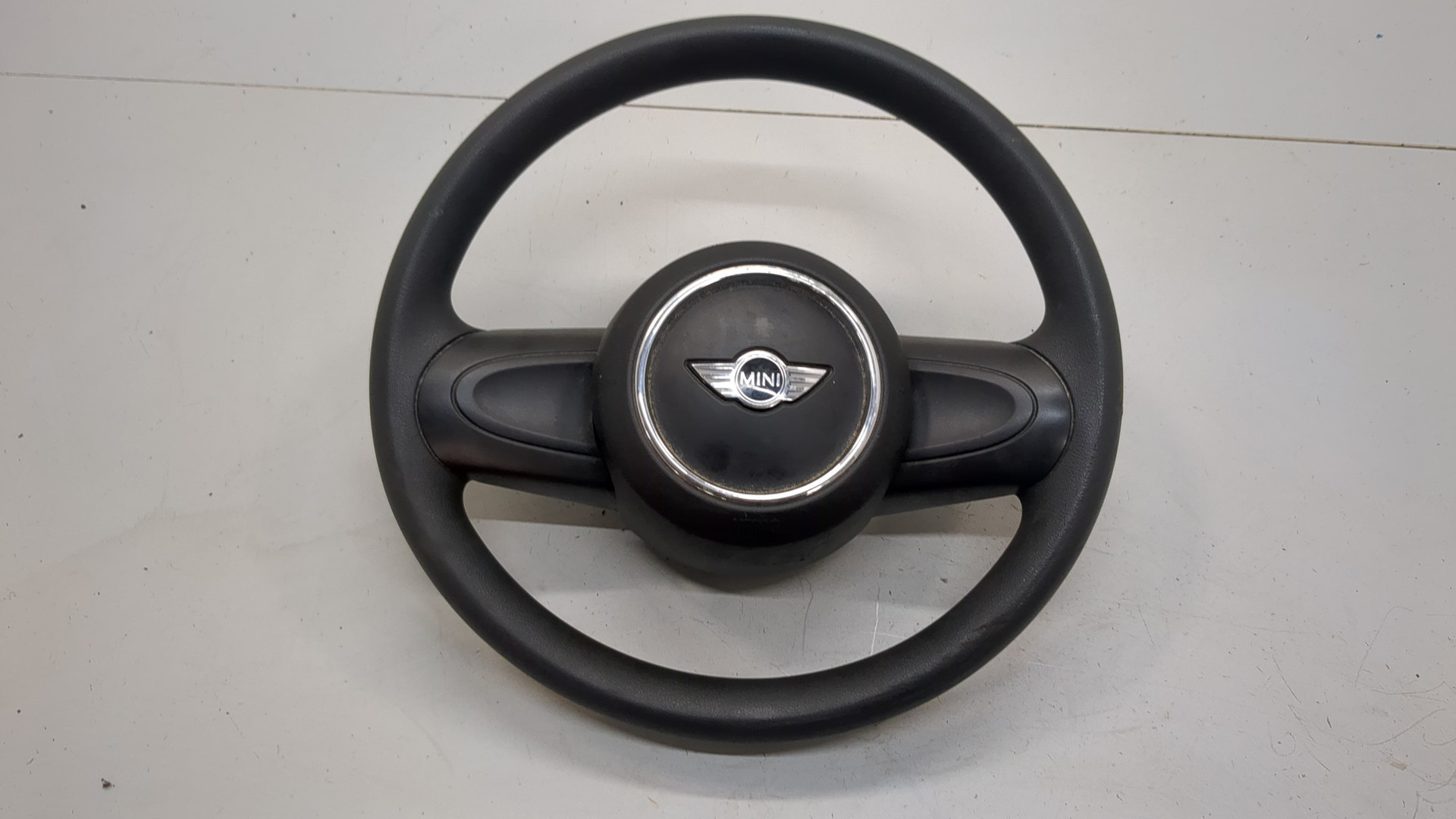 Рулевое колесо (руль)