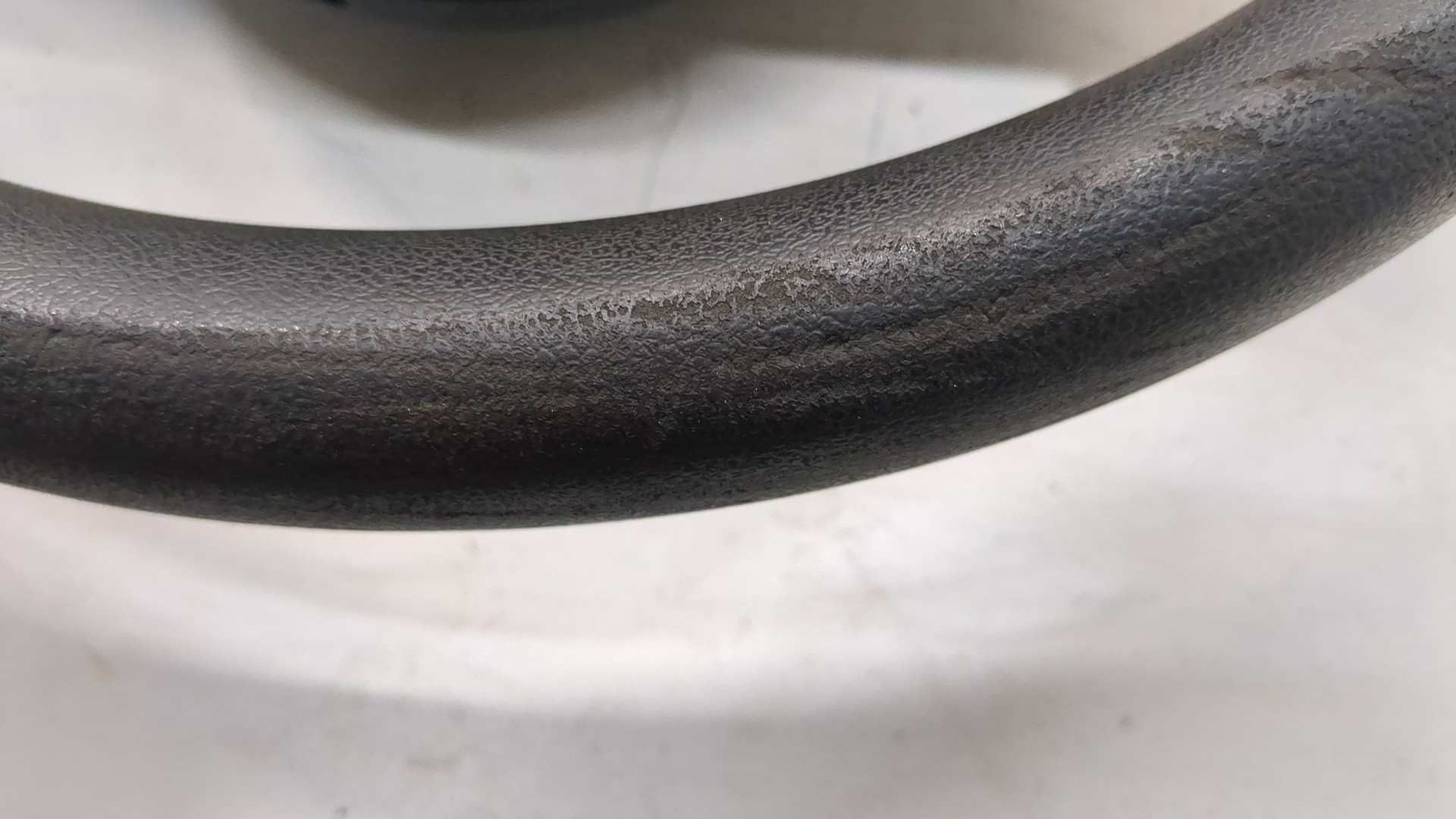 Рулевое колесо (руль)