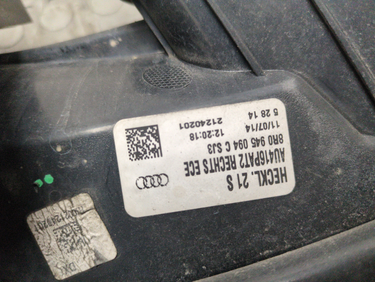 Фонарь задний правый