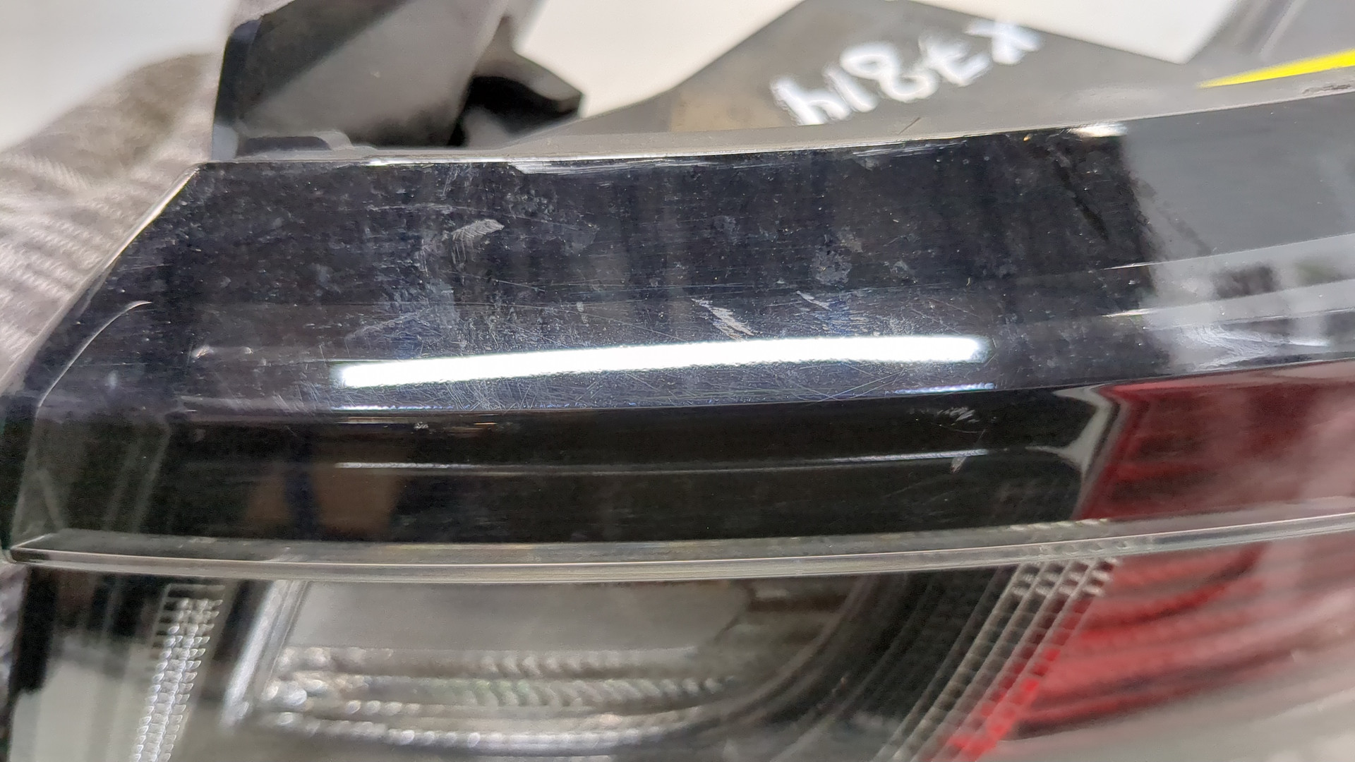 Фонарь задний правый