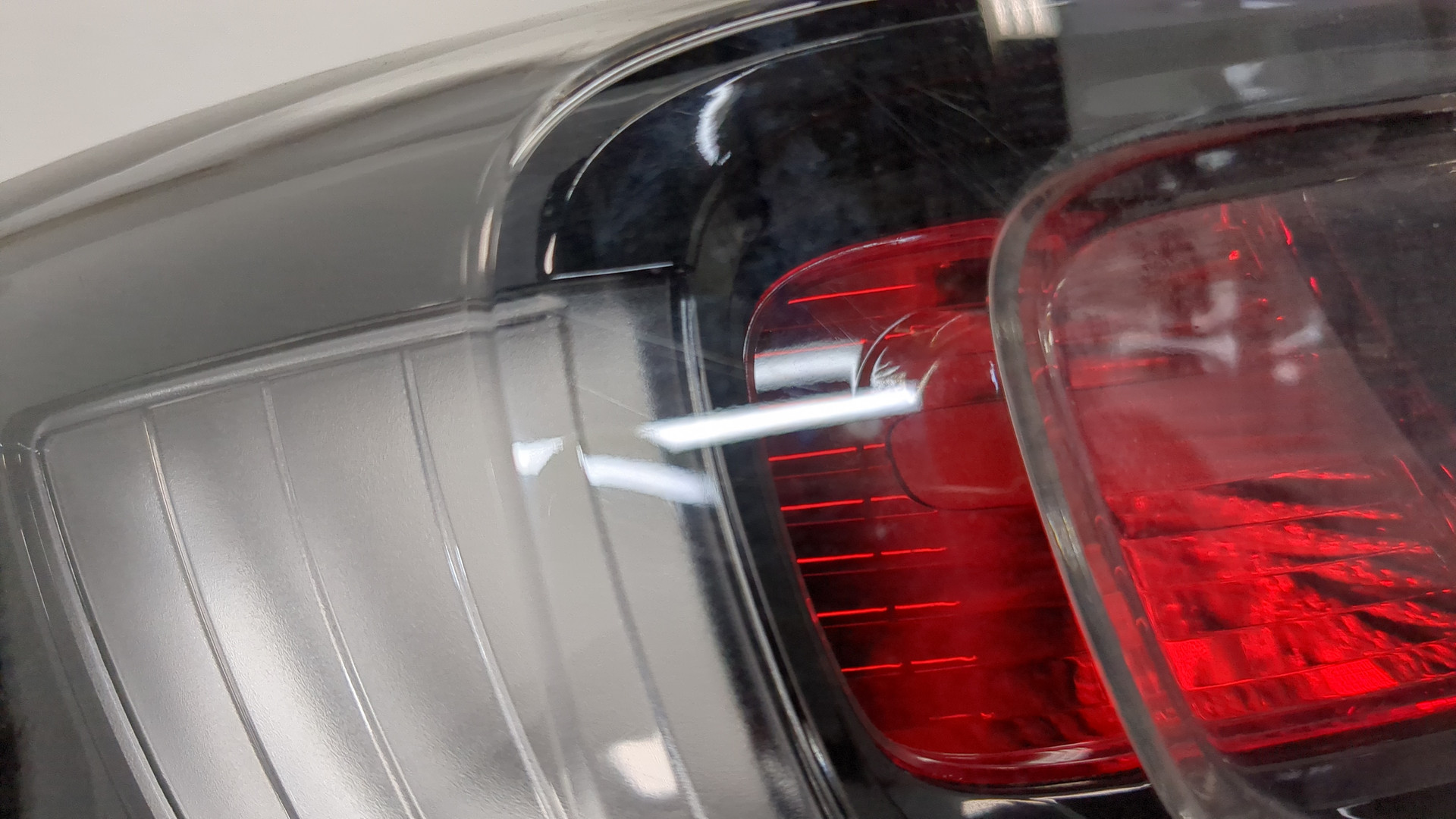 Фонарь задний левый