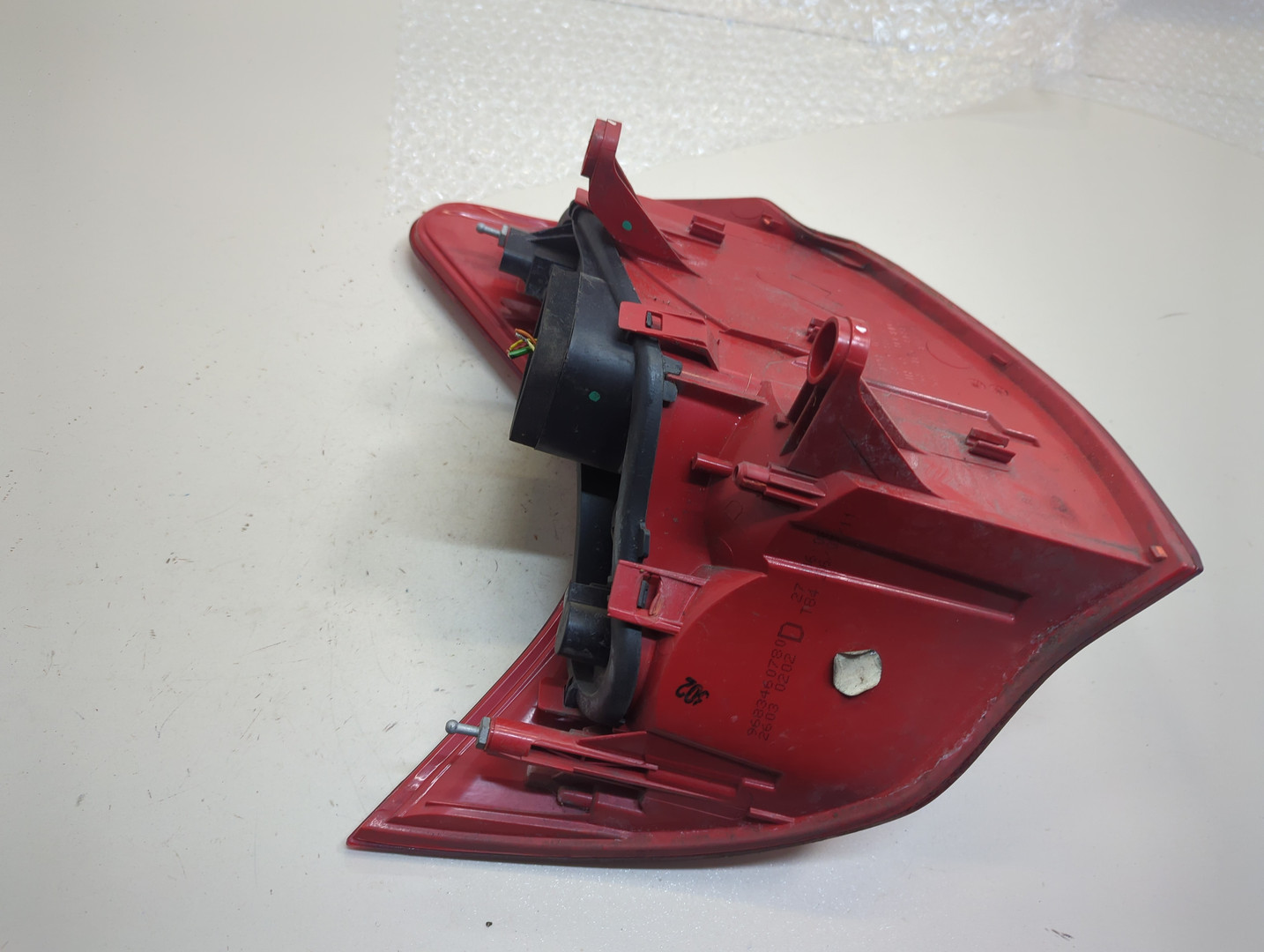 Фонарь задний правый