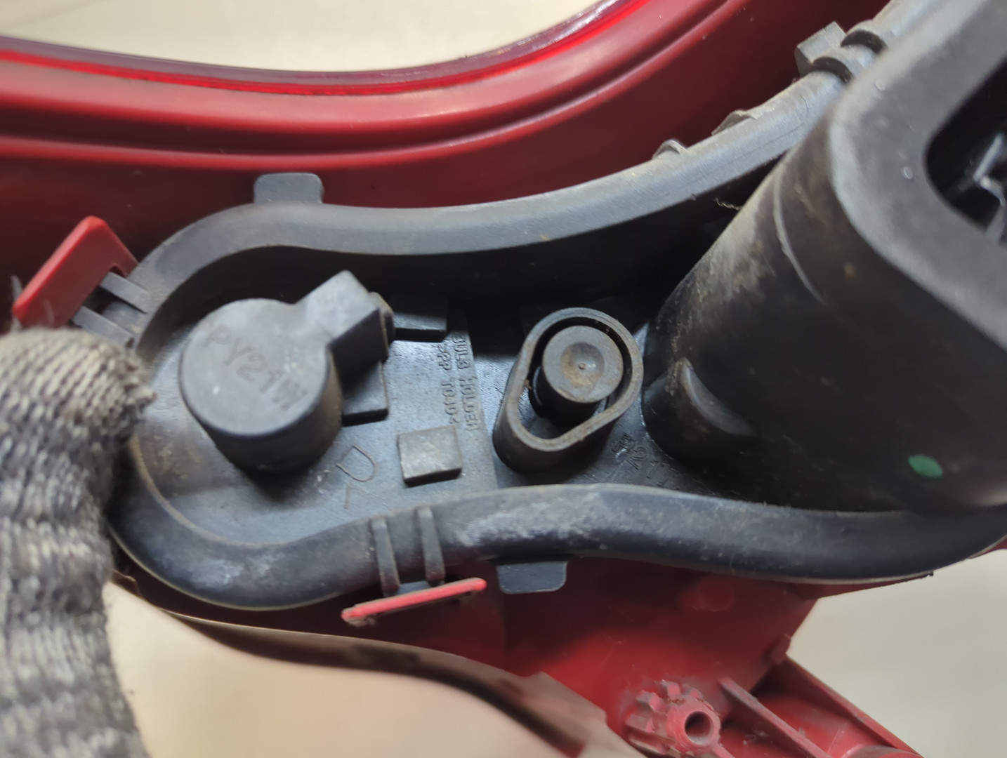 Фонарь задний правый