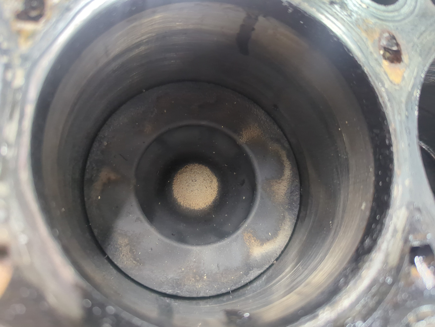 Блок двигателя