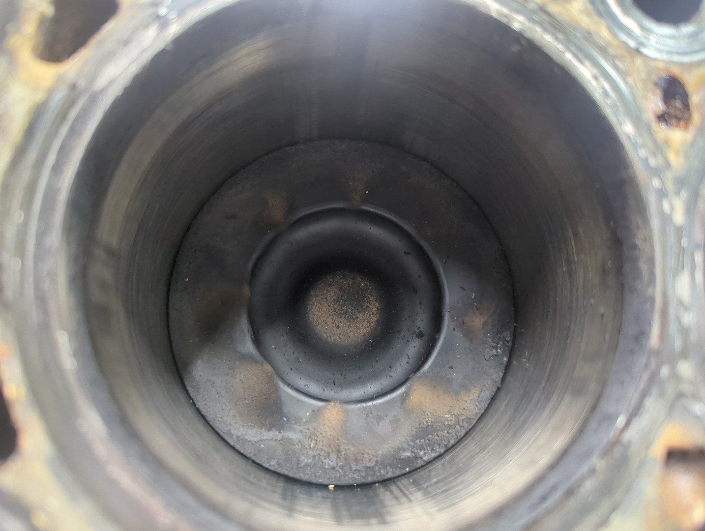 Блок двигателя