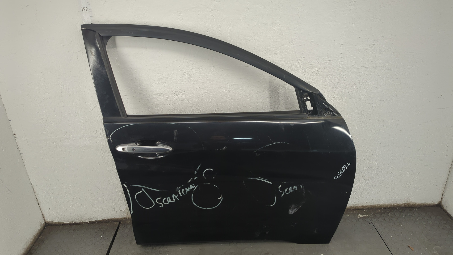 Дверь передняя правая