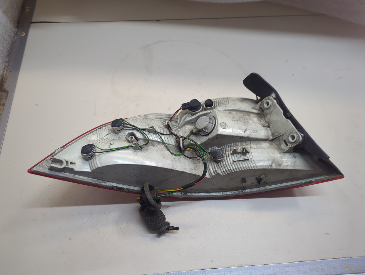 Фонарь задний правый