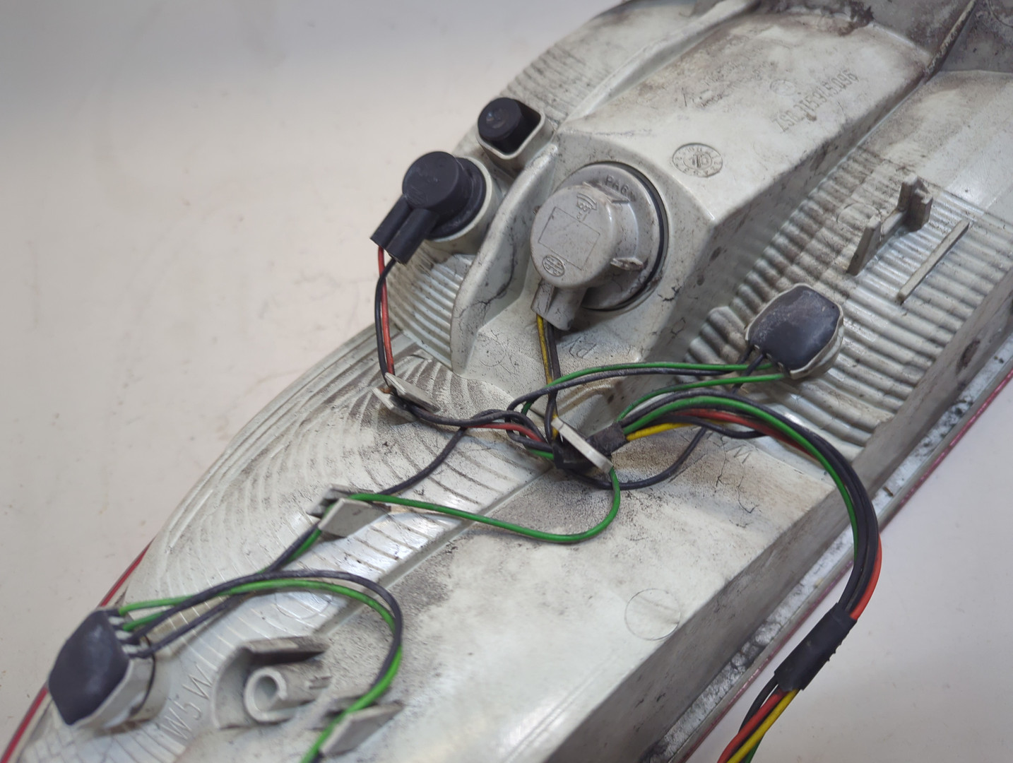 Фонарь задний правый