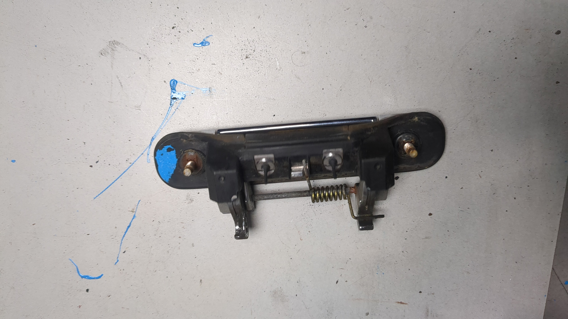 Ручка двери наружная