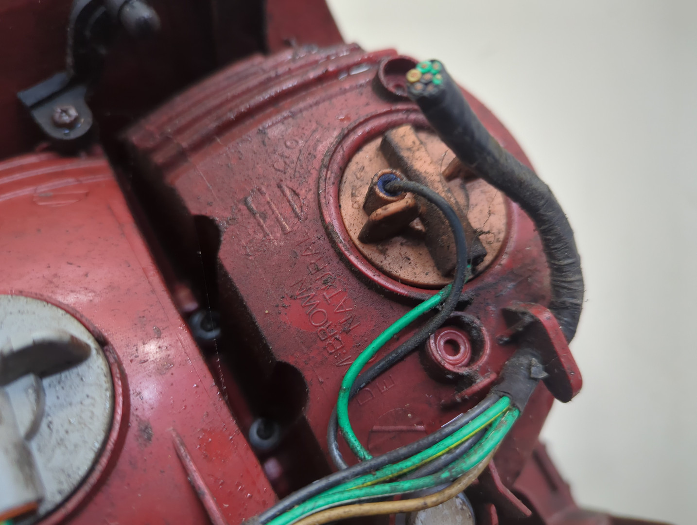 Фонарь задний левый