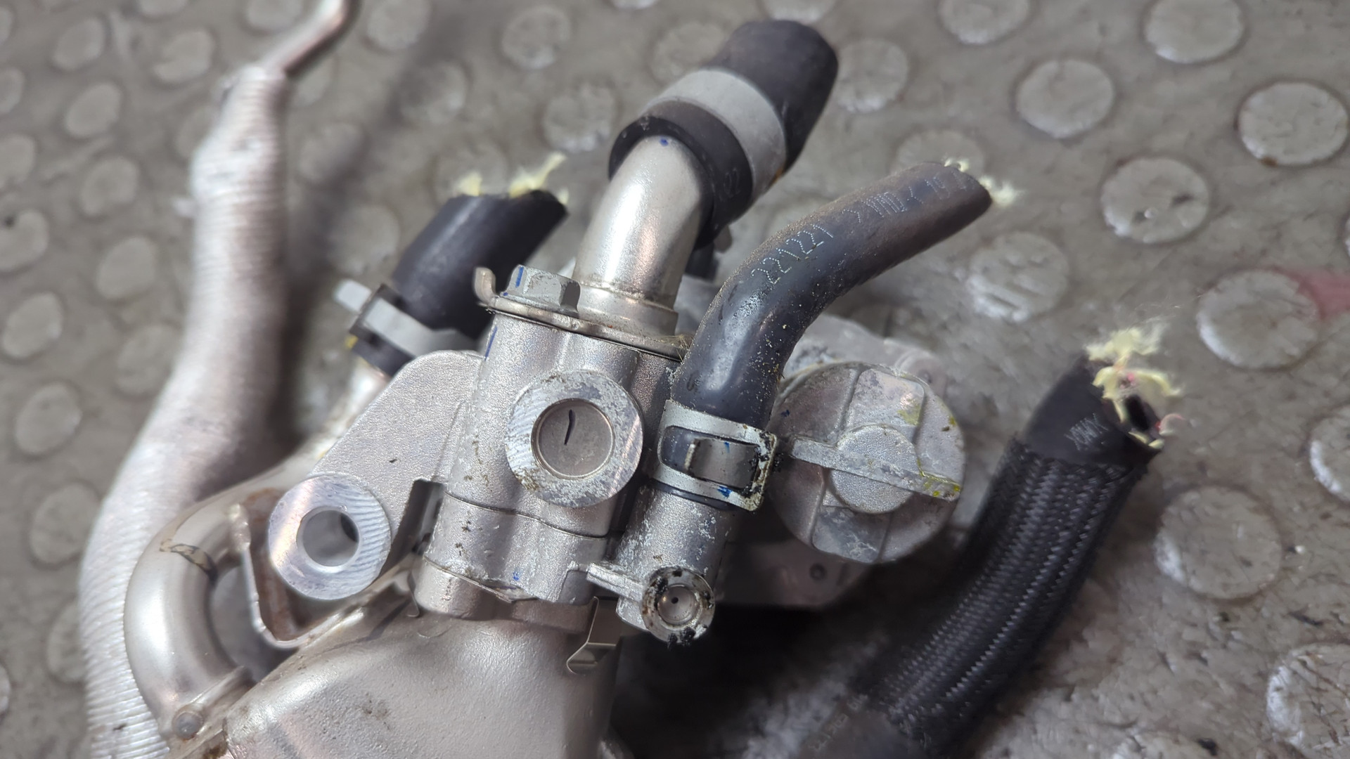 Клапан рециркуляции выхлопных газов (EGR)